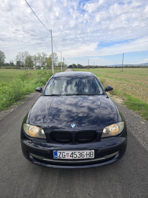 BMW serija 1 118d / Alu 16 / Navigacija / Dig.klima / 2 vlasnik /, fotografija 8