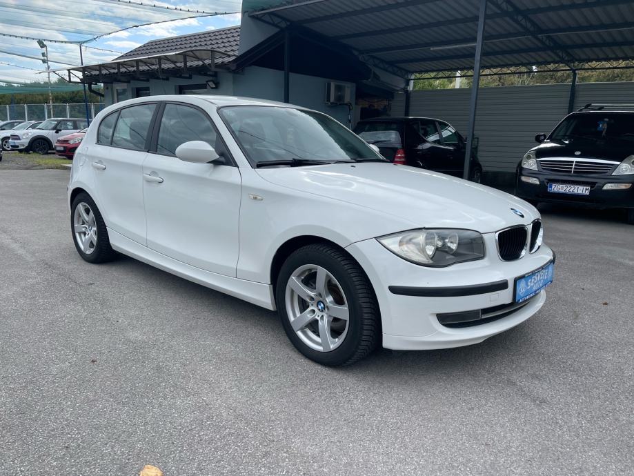 BMW serija 1 118d, fotografija 6