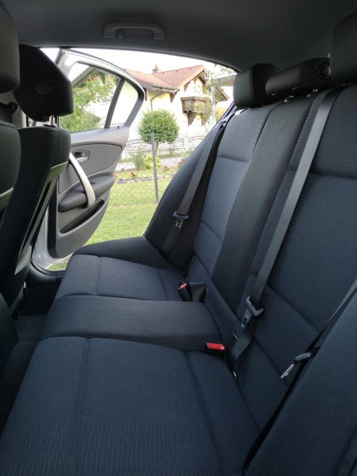 BMW serija 1 118d, fotografija 10