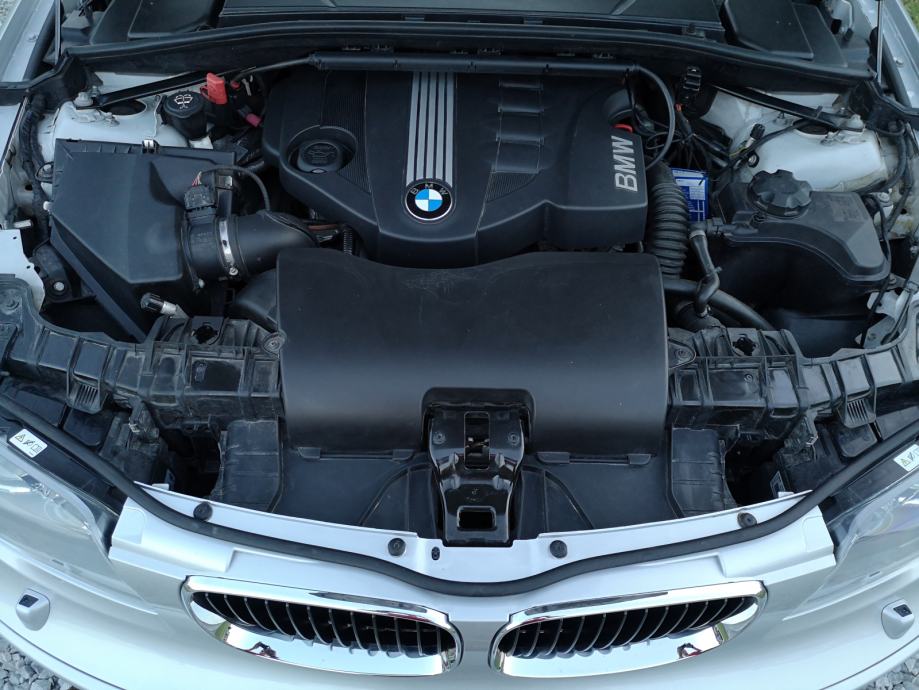 BMW serija 1 118d, fotografija 14