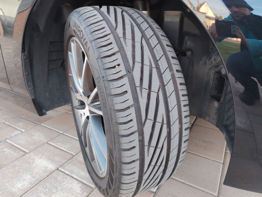 BMW serija 1 118d *40.000.km* NOVO **KREDIT-KARTICE**, fotografija 17