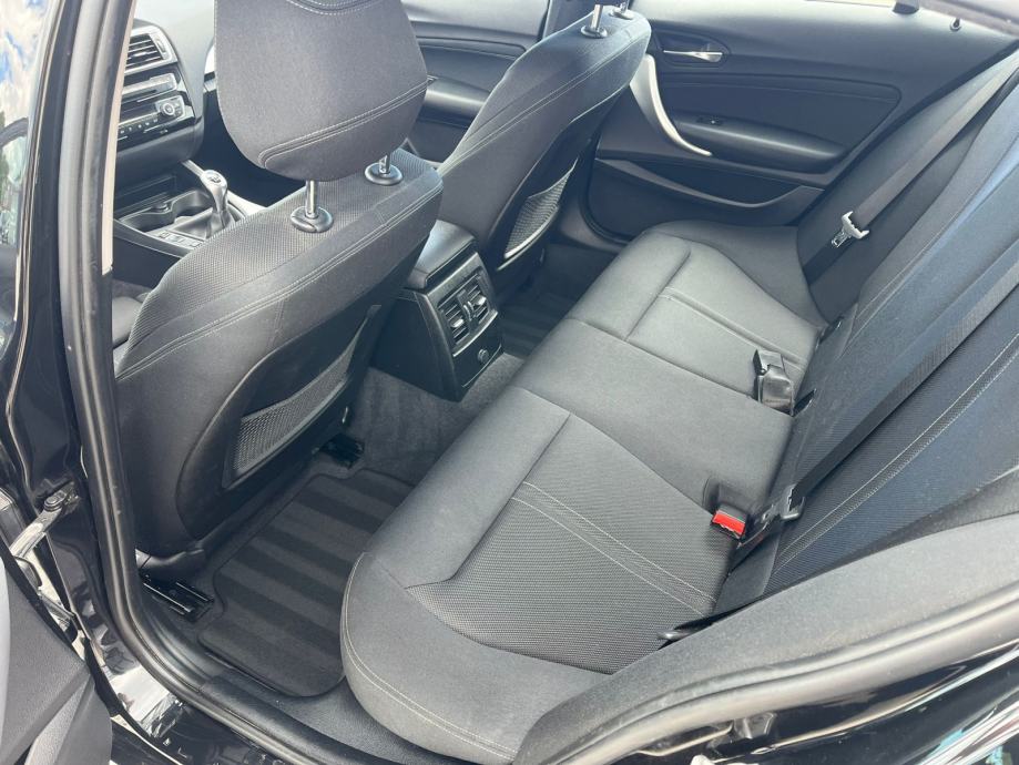 BMW serija 1 118d, fotografija 8