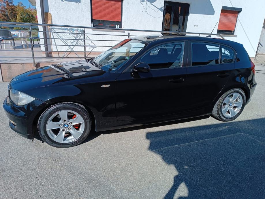 BMW serija 1 118d, fotografija 6