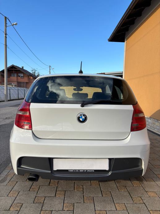 BMW 118d Sport - LCI - ORG M PAKET - REG 1 GOD - PRILIKA!!!, fotografija 8