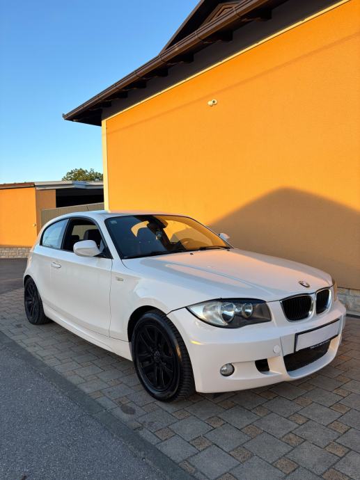 BMW 118d Sport - LCI - ORG M PAKET - REG 1 GOD - PRILIKA!!!, fotografija 5
