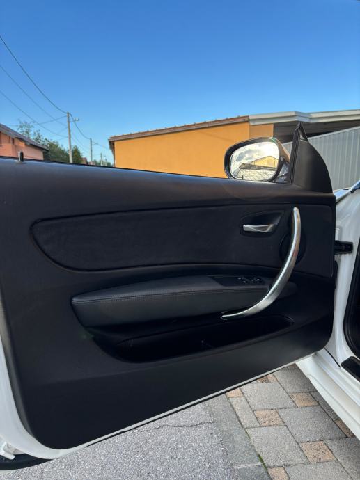 BMW 118d Sport - LCI - ORG M PAKET - REG 1 GOD - PRILIKA!!!, fotografija 11