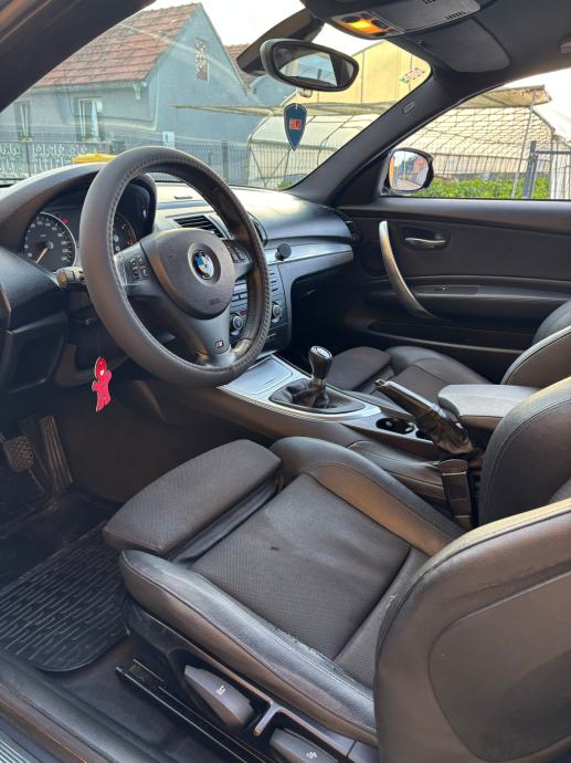 BMW 118d Sport - LCI - ORG M PAKET - REG 1 GOD - PRILIKA!!!, fotografija 12