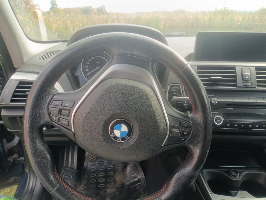 BMW serija 1 118d Sport, fotografija 6