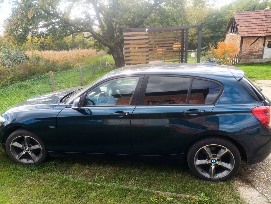 BMW serija 1 118d Sport, fotografija 2