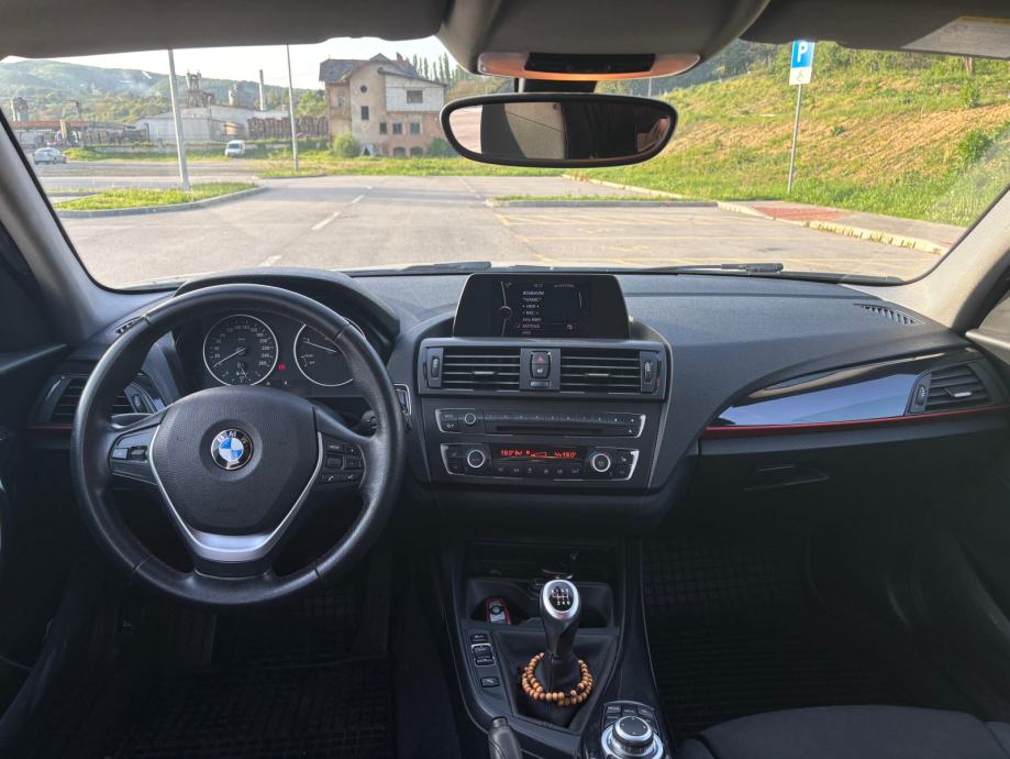 BMW serija 1 118d Sport, fotografija 7