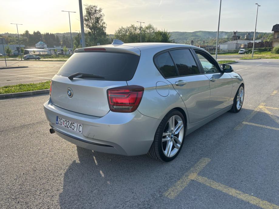 BMW serija 1 118d Sport, fotografija 3
