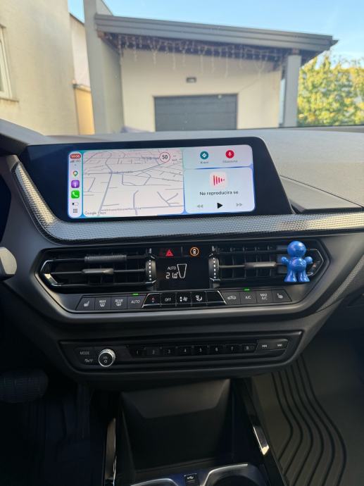 BMW serija 1 118d Sportline automatik, fotografija 14