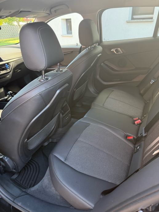 BMW serija 1 118d Sportline automatik, fotografija 11