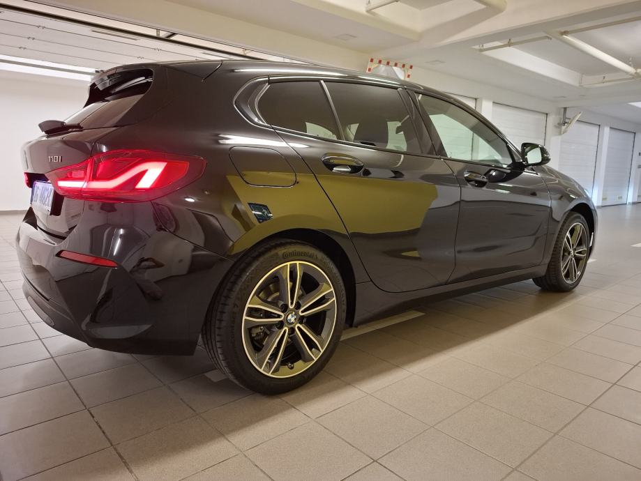 BMW serija 1 118i automatik, fotografija 8