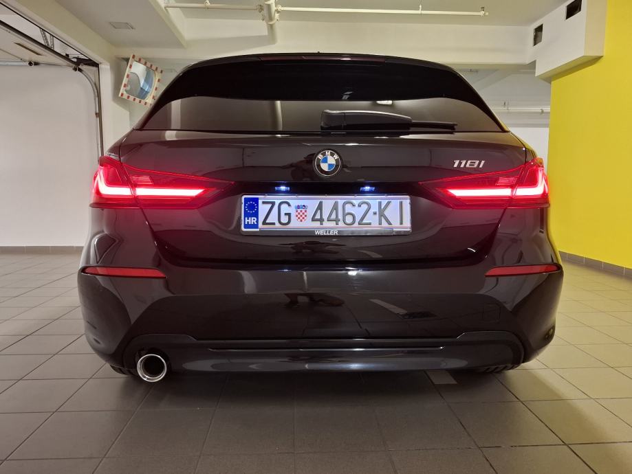 BMW serija 1 118i automatik, fotografija 9