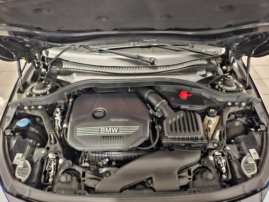 BMW serija 1 118i automatik, fotografija 11
