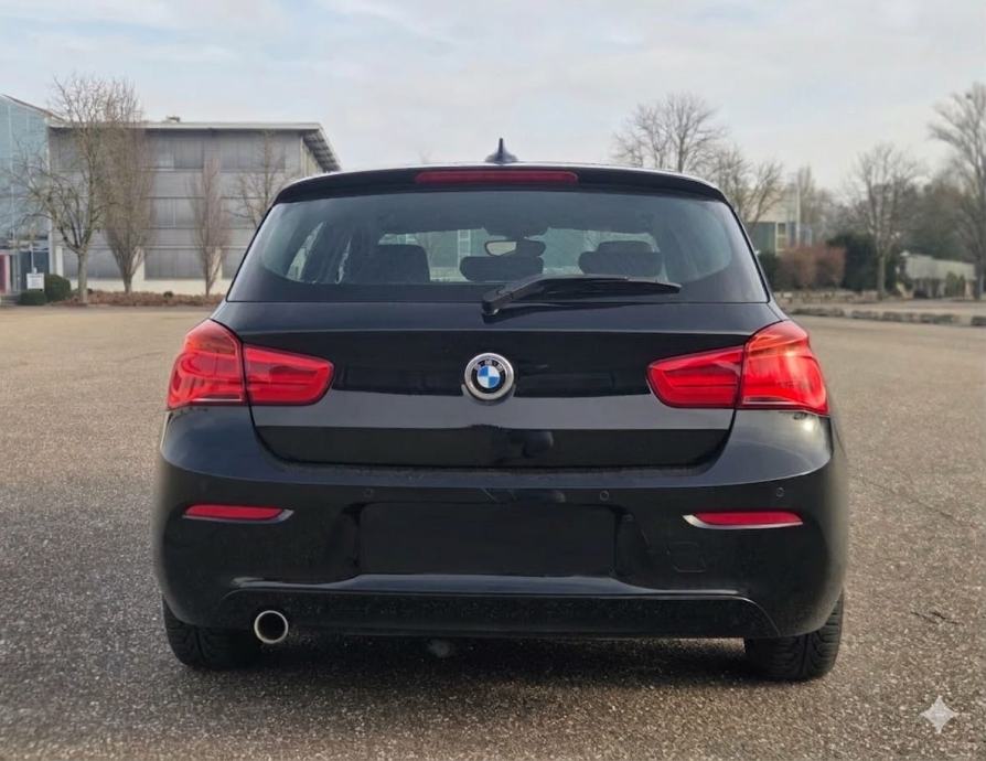 BMW serija 1 118i, fotografija 2