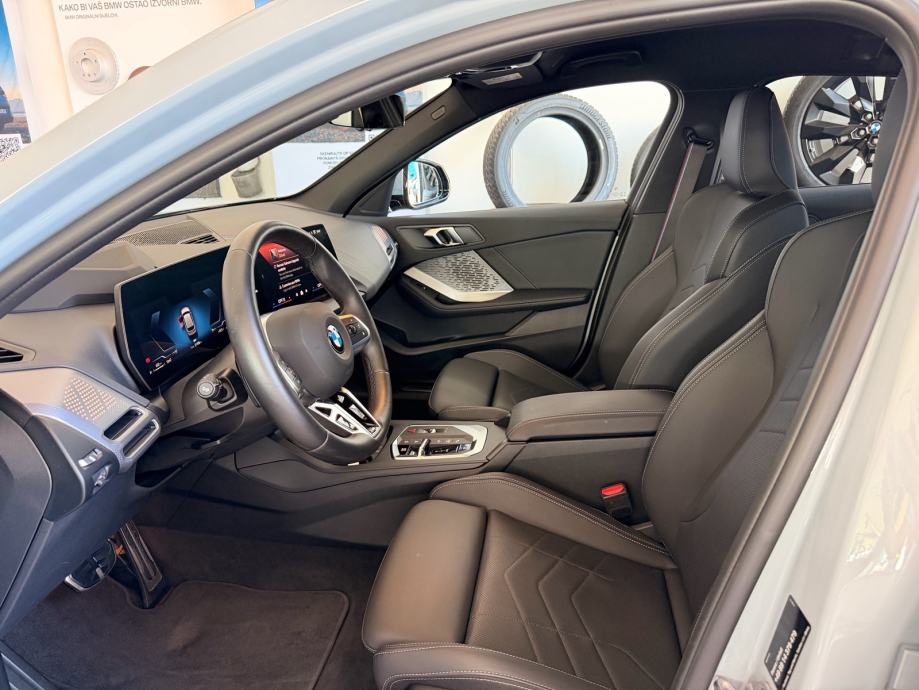 BMW serija 1 120 automatik M-sport PRO, fotografija 7