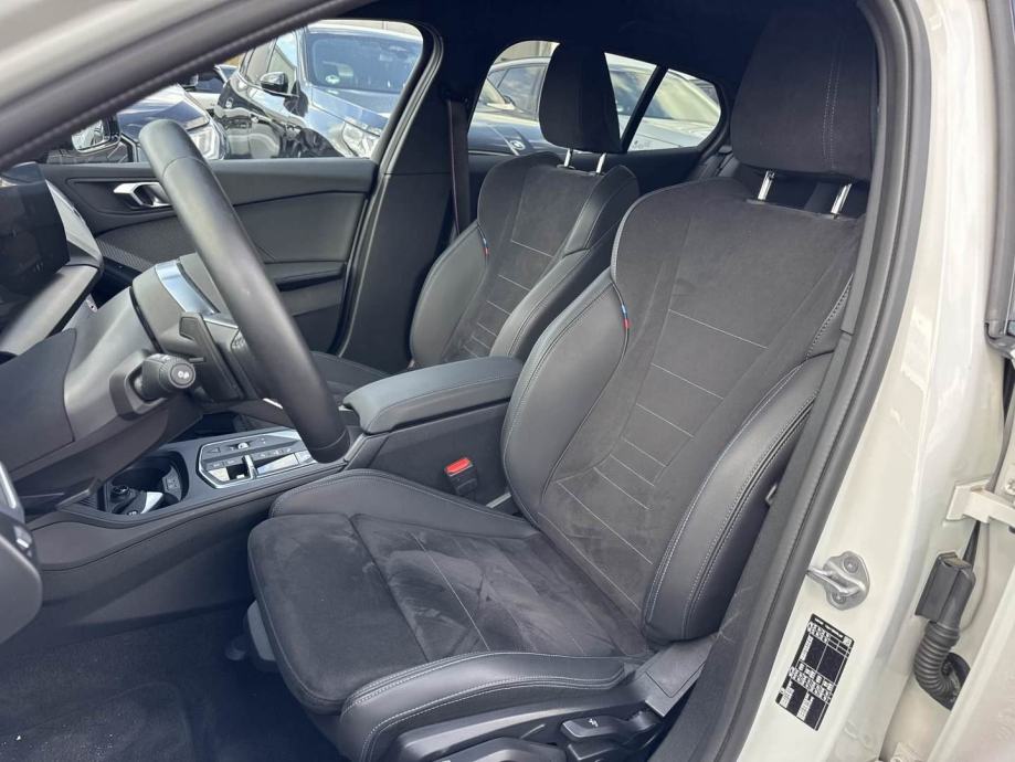 BMW serija 1 120 automatik M sport PRO, fotografija 10