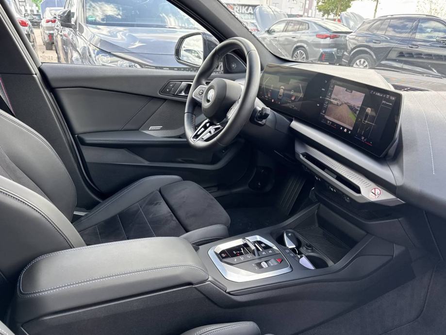 BMW serija 1 120 automatik M sport PRO, fotografija 9