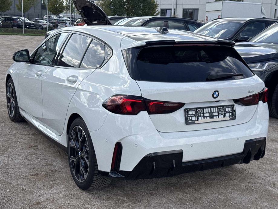 BMW serija 1 120 automatik M sport PRO, fotografija 4