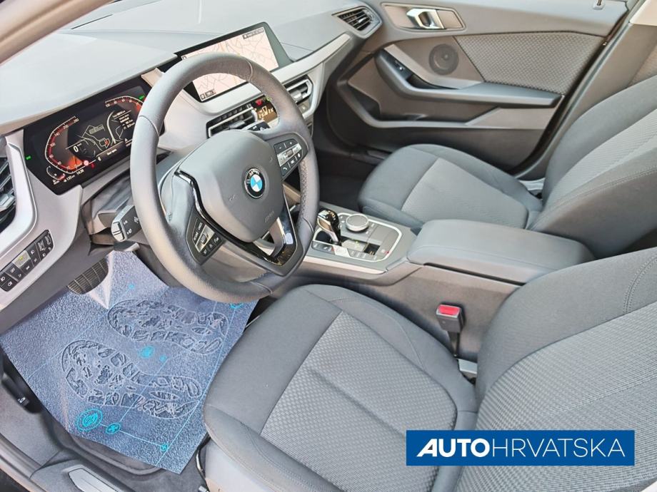 BMW SERIJA 1 120D ADVANTAGE 140KW AT8 - Jamstvo 15 mjeseci, 23.890,00, fotografija 9