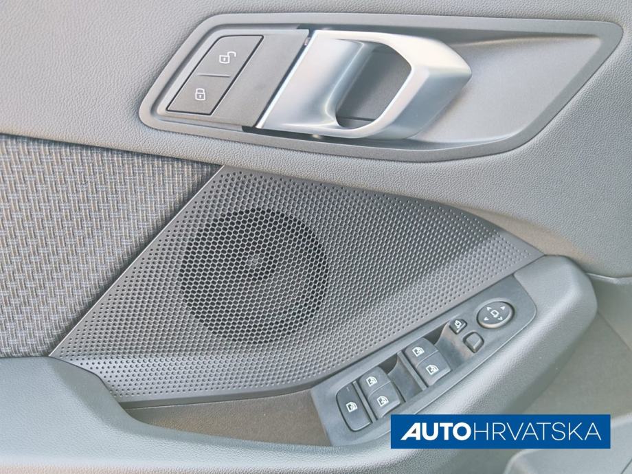 BMW SERIJA 1 120D ADVANTAGE 140KW AT8 - Jamstvo 15 mjeseci, 23.890,00, fotografija 16