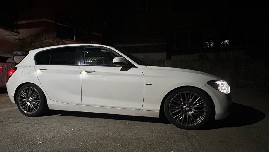 BMW serija 1 120d Sport ••Automatik••, fotografija 11