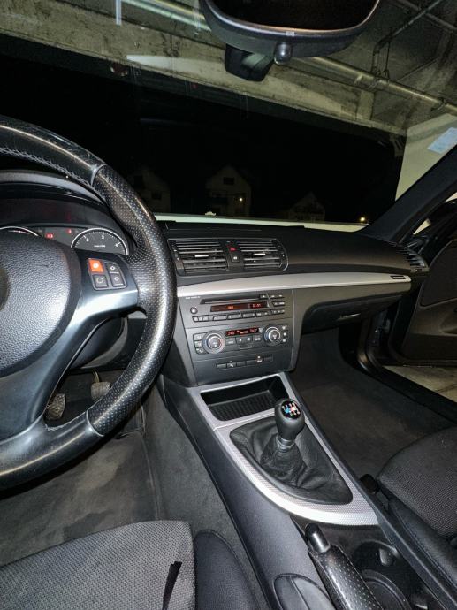 BMW serija 1 123d, fotografija 8