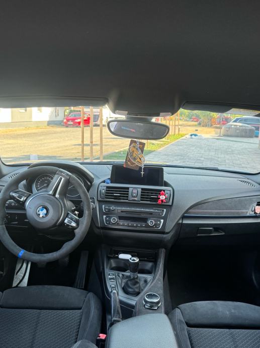 BMW serija 1 125d, fotografija 11
