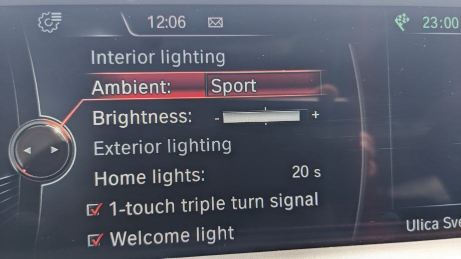 BMW SERIJA 1 M PAKET 120d XDRIVE SPORT, fotografija 20