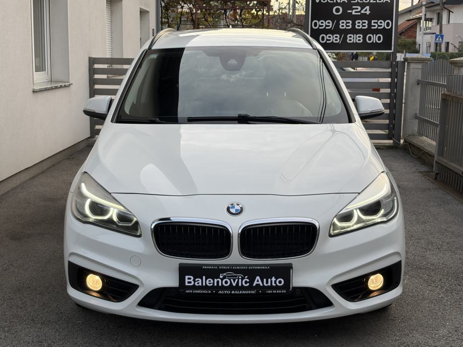 BMW SERIJA 2 216 D •• KAO NOVA, FULL OPREMA, NAVIGACIJA ••, pogled izvana - slika 2