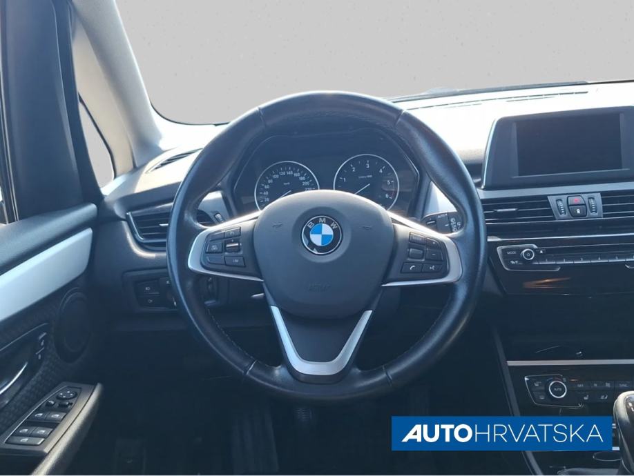 BMW SERIJA 2 218 D, 12.890,00 € - Akcija, fotografija 9