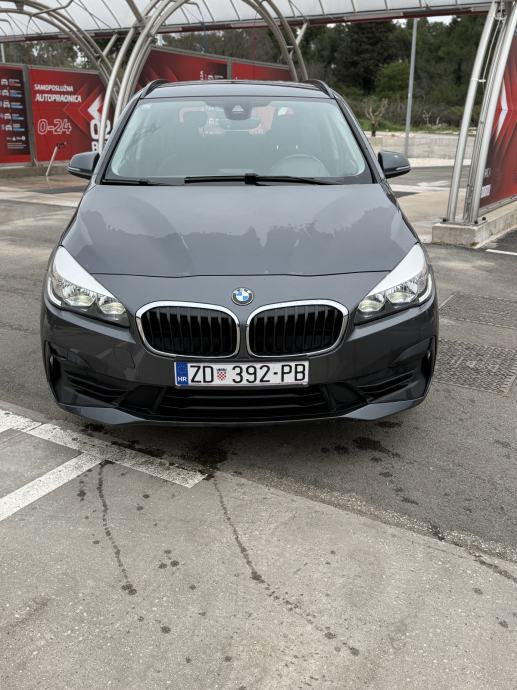 BMW serija 2//216d//Manualni//10 990€ s PDV//Fulll servis//Reg 06/27//, pogled izvana - slika 3