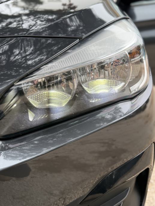 BMW serija 2//216d//Manualni//10 990€ s PDV//Fulll servis//Reg 06/27//, fotografija 9