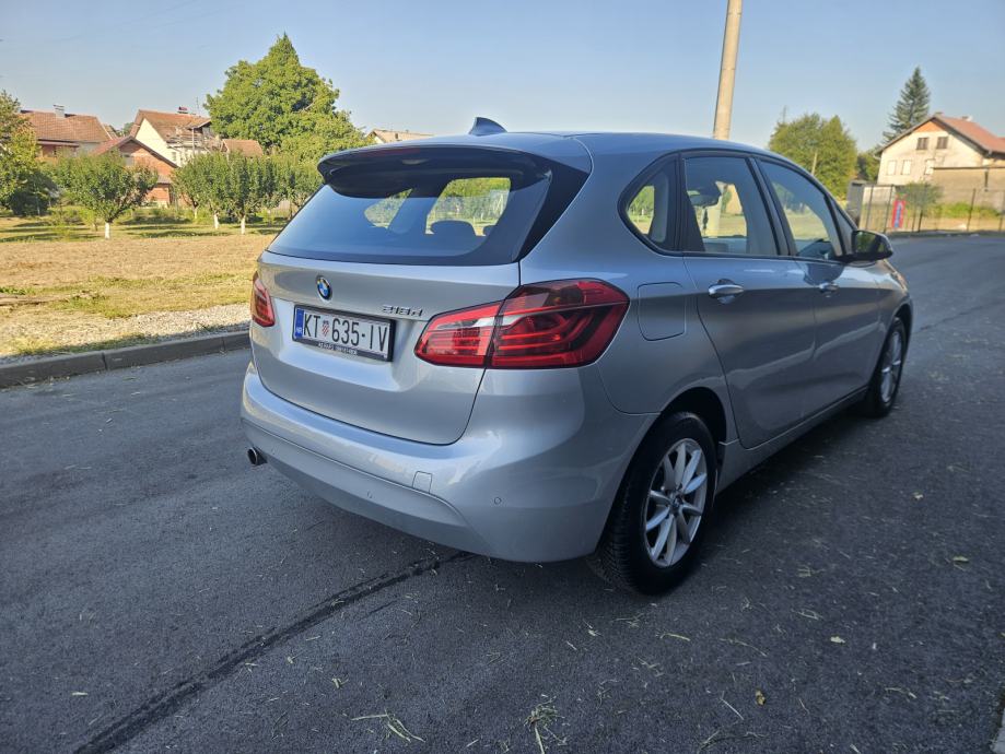 BMW serija 2 Active Tourer 218d automatik, fotografija 6