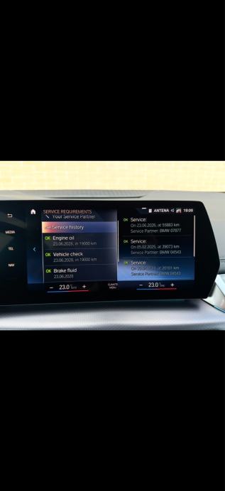 BMW serija 2 Active Tourer 218d - REG 09/27, fotografija 11