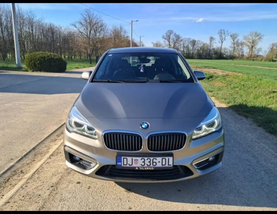 BMW serija 2 Active Tourer 218d automatik, fotografija 6