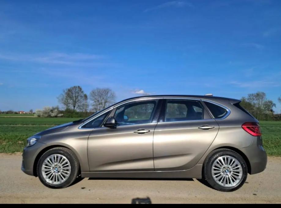 BMW serija 2 Active Tourer 218d automatik, fotografija 2