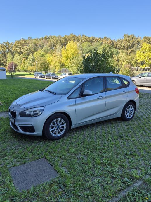 BMW serija 2 Active Tourer 218d automatik,dva seta kotača, fotografija 2