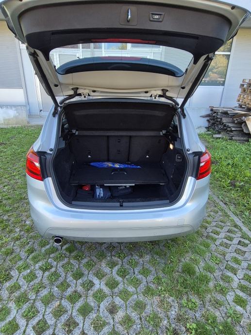 BMW serija 2 Active Tourer 218d automatik,dva seta kotača, fotografija 5