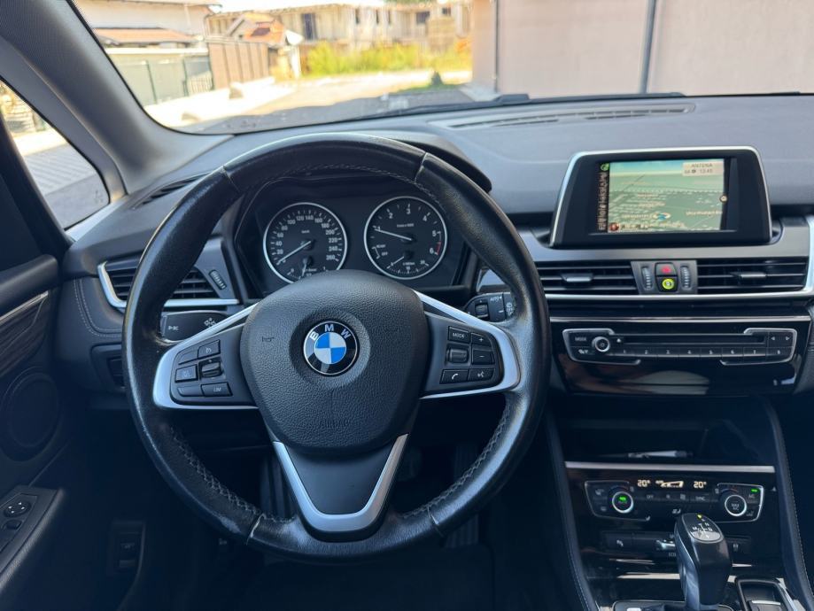 BMW serija 2 Active Tourer 218d LEASING BEZ UČEŠĆA I BEZ JAMACA, fotografija 7