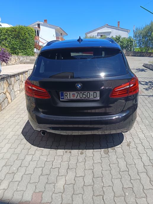 BMW serija 2 Active Tourer 218d, fotografija 2