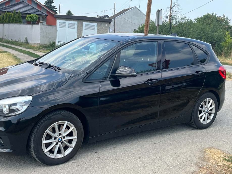 BMW serija 2 Active Tourer 220d automatik, 2015 god.