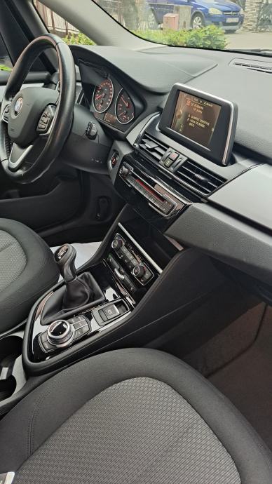 BMW serija 2 Active Tourer X DRIVE 218d 116000 T, fotografija 10