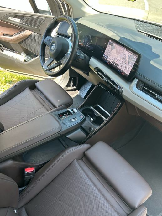BMW serija 2 Active Tourer X-drive225e najnoviji model, fotografija 14