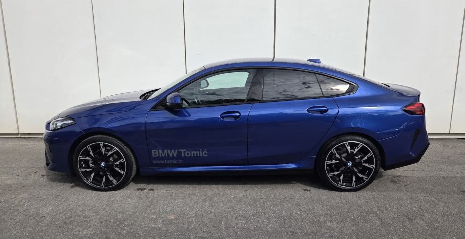 BMW serija 2 Gran Coupe 220 Automatik M-Paket *** 5.400 km ***, fotografija 3