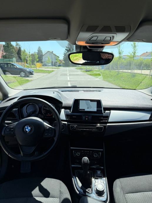 BMW serija 2 Gran Tourer 216d, 10/2022. servisna povjest komplet u BMW, fotografija 6