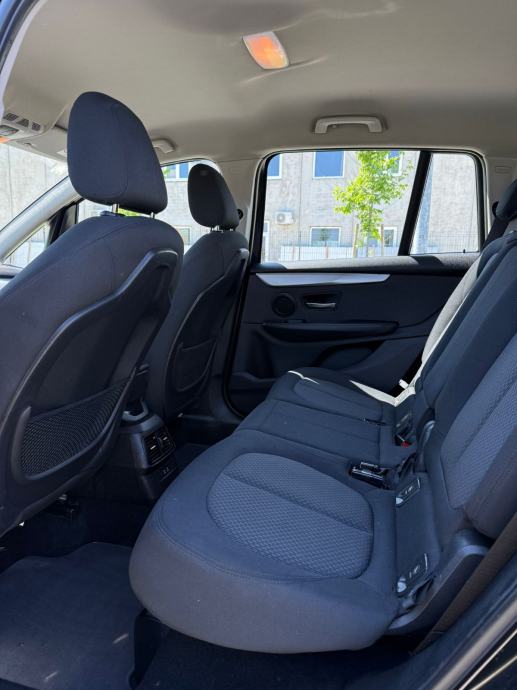BMW serija 2 Gran Tourer 216d, 10/2022. servisna povjest komplet u BMW, fotografija 10