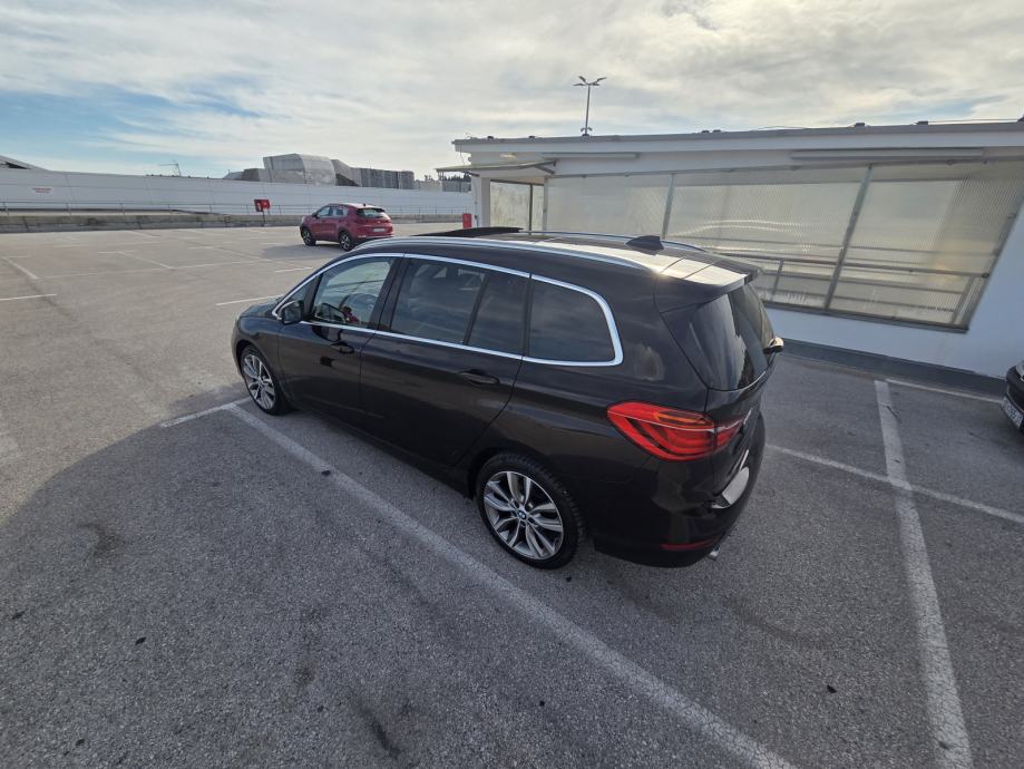 BMW serija 2 GT 218d automatikLED/PANO/TEMP/NAVI/KOZA..., fotografija 17